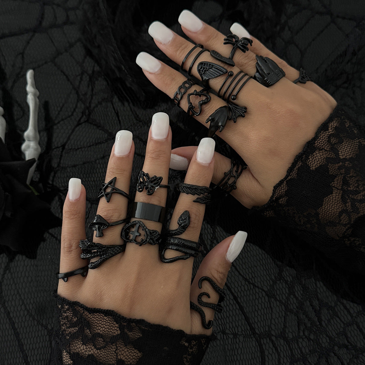Wholesale  Carved Dark Ghost Snake Ring Set